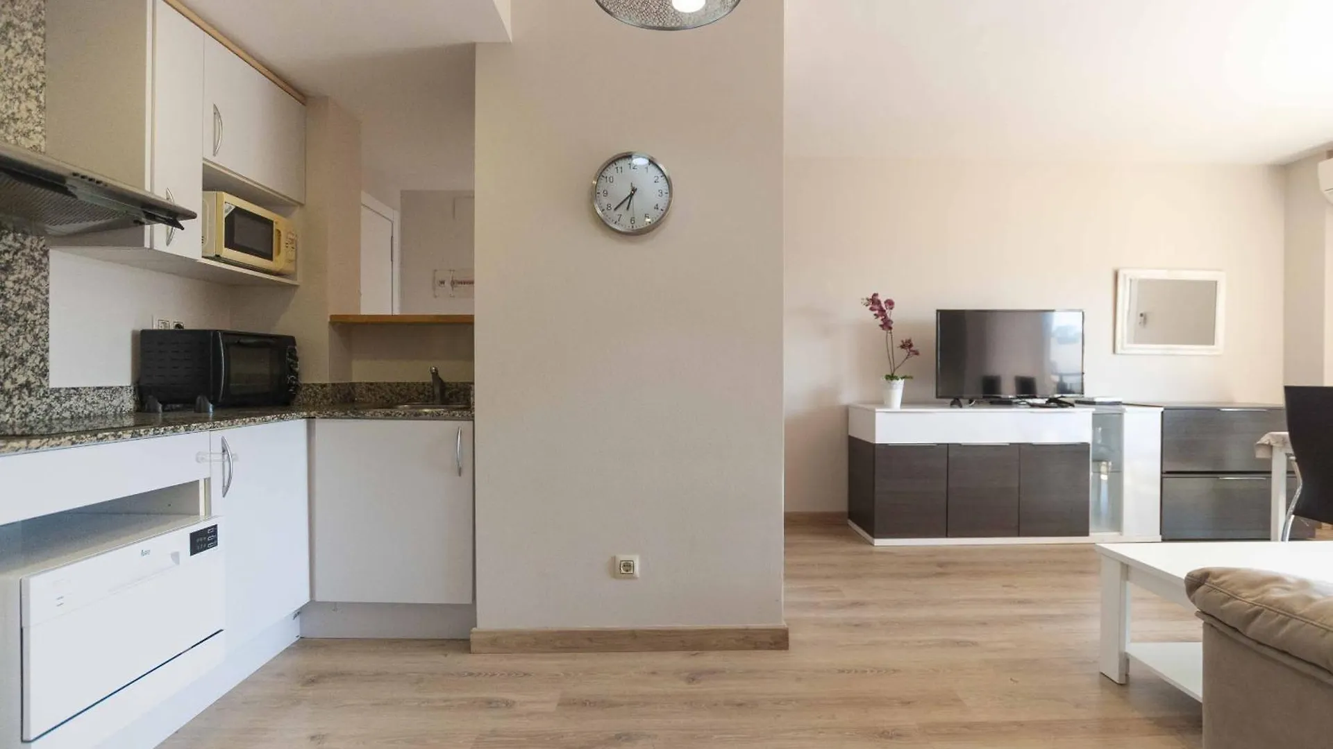 דירות אמפוריבראבה 1235 Blaumarina Con Piscina - Apivend Immo